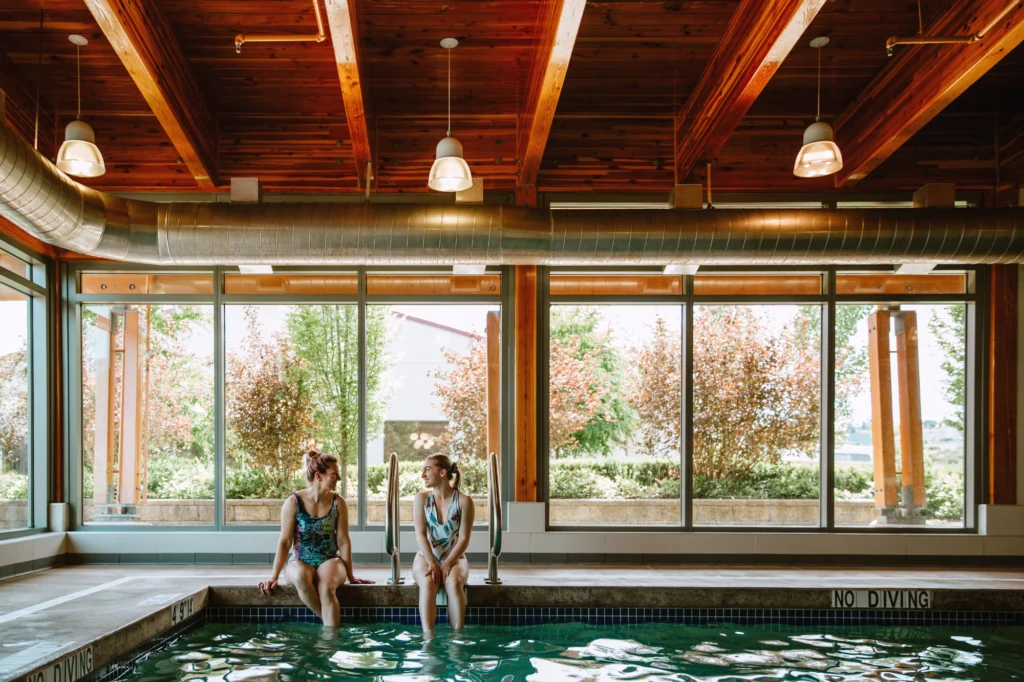 Comfort Inn Pool Swimmers | Destination Campbell River