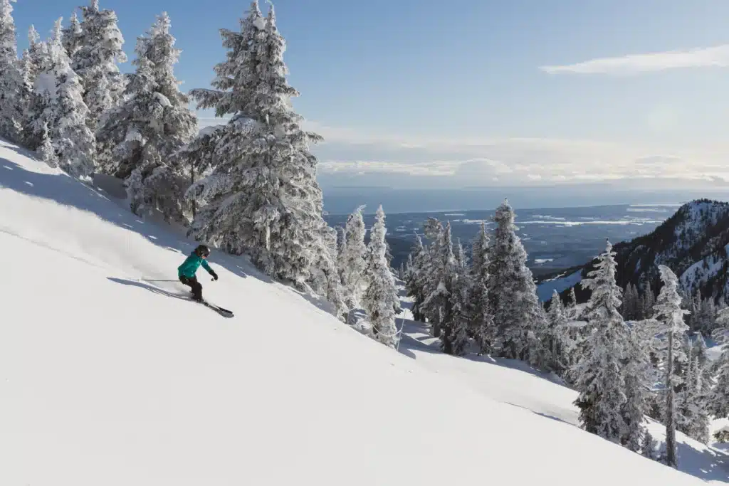 Skier on Mount Washington Vancouver Island | Jenn Dykstra & Destination BC | Destination Campbell River